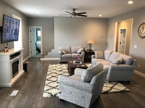 147 Morris Ct in Culloden, WV - Building Photo - Building Photo