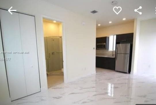 10440 NW 67th St in Doral, FL - Building Photo - Building Photo