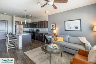 650 S Main St in Fort Worth, TX - Building Photo - Building Photo