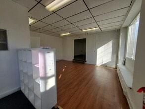 6501 Haverford Ave in Philadelphia, PA - Building Photo - Building Photo
