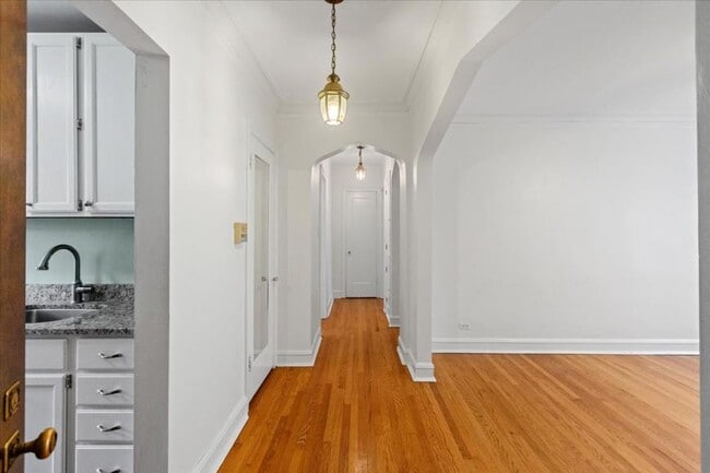 1439 W Elmdale Ave in Chicago, IL - Building Photo - Building Photo