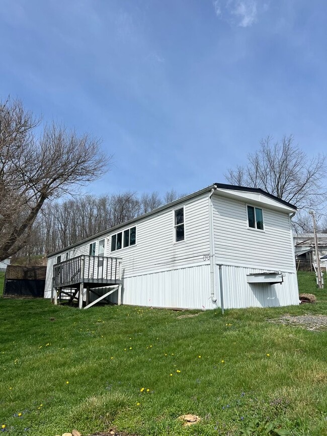 property at 3792 Stone Creek Rd SW