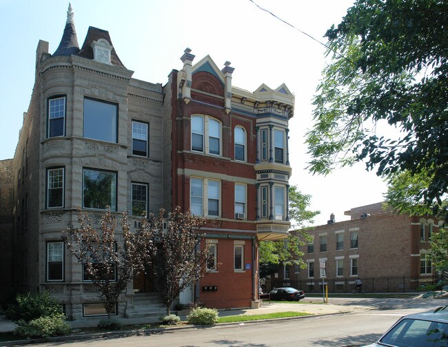 1659 W Huron St in Chicago, IL - Foto de edificio - Building Photo