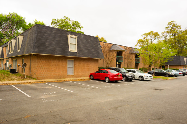 Midtown Park Apartments in Columbus, GA - Foto de edificio - Building Photo