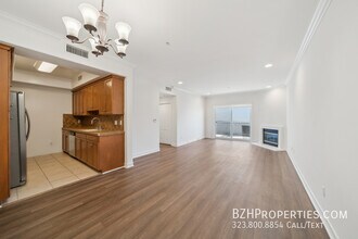 1528 1/2 S Bentley Ave in Los Angeles, CA - Building Photo - Building Photo
