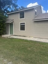 4948 Camphor Ave in Sarasota, FL - Building Photo