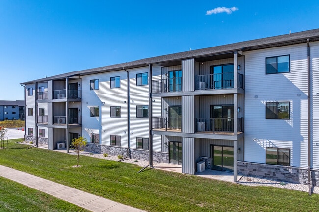 Legacy Creekside Apartments