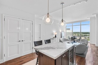1 Renaissance Square in White Plains, NY - Building Photo - Building Photo