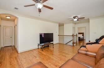 1915 Upland Sky in Houston, TX - Building Photo - Building Photo