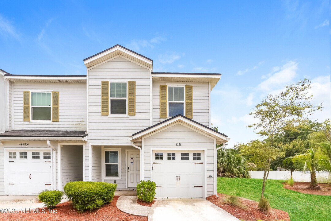 8228 Rigel Rd in Jacksonville, FL - Building Photo