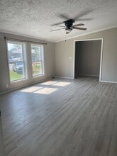 122 Glenda St in Exeter, MO - Building Photo - Building Photo