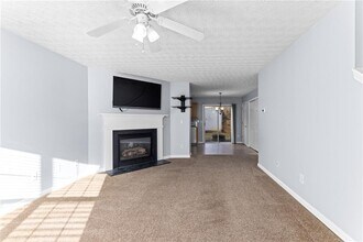 400 Spring Head Dr SE in Lawrenceville, GA - Building Photo - Building Photo