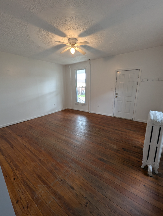 34 Mc Culloh St in Frostburg, MD - Building Photo