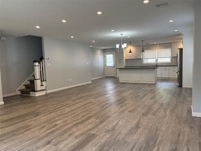 17 Dunes Ln in Sands Point, NY - Building Photo - Building Photo
