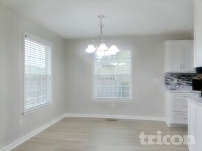 1820 Elizabeth Ln in Columbia, TN - Building Photo - Building Photo