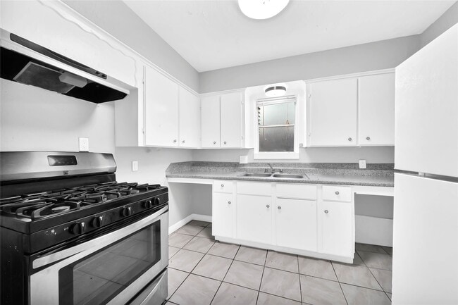 property at 5532 Eskridge St