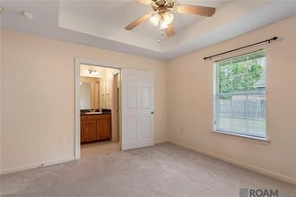 412 E Beech St in Ponchatoula, LA - Foto de edificio - Building Photo