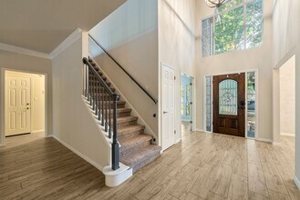 8702 Fritsch Dr in Austin, TX - Building Photo - Building Photo