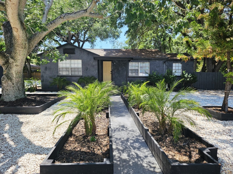 4104 N Hubert Ave in Tampa, FL - Building Photo