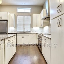 5948 Morning Star Pl in Dallas, TX - Building Photo - Building Photo