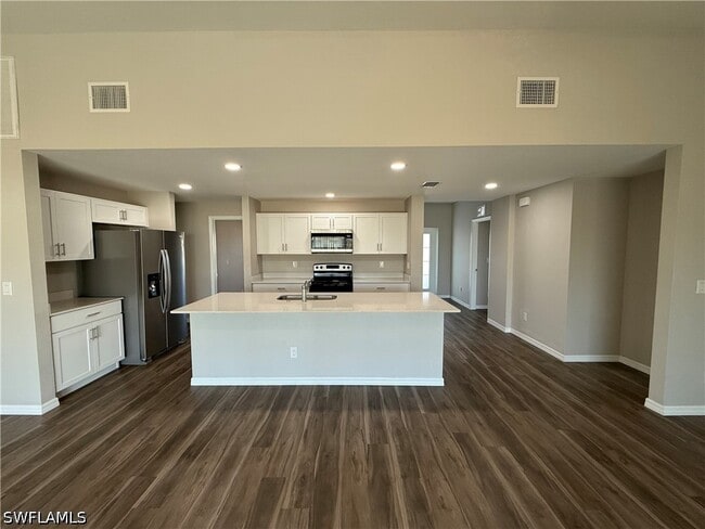 1723 NW 19th St in Cape Coral, FL - Building Photo - Building Photo