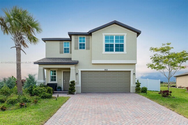 property at 952 Bent Creek Dr