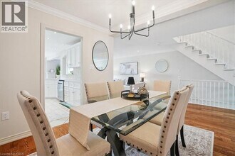 55 Edgewater Dr in Hamilton, ON - Building Photo - Building Photo