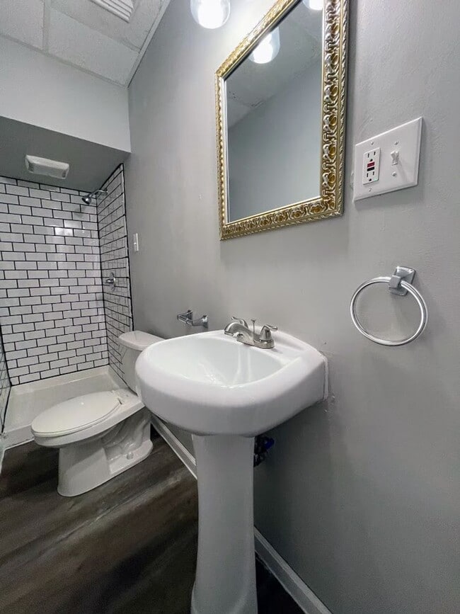 property at 117 Crawford Ave