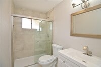 5628 Birchmont Dr photo'