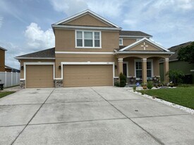 490 Michigan Estates Cir in St. Cloud, FL - Building Photo