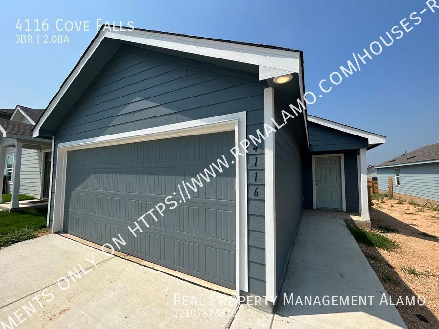 4116 Cove Fls in San Antonio, TX - Building Photo
