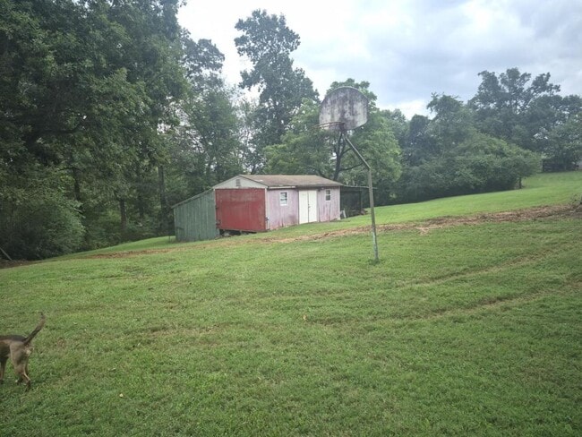 8061 Young Rd in Hickory, NC - Building Photo - Building Photo