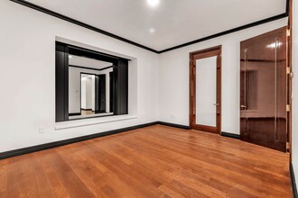 53 W 53rd St in New York, NY - Building Photo - Building Photo