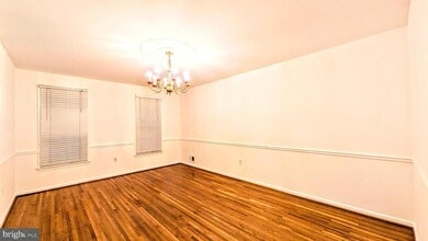 8835 Tuckerman Ln in Potomac, MD - Building Photo - Building Photo