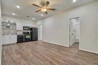 18147 Firepine Ln photo'