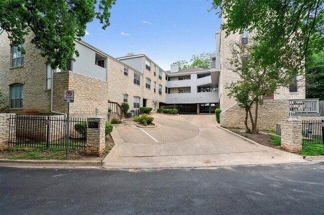 property at 2520 Quarry Rd