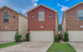 624 E 39th St in Houston, TX - Building Photo - Building Photo