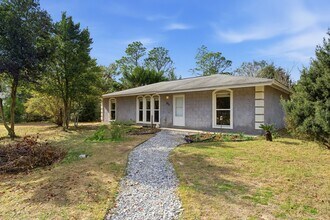 533 Joseph Cir in Southport, FL - Building Photo - Building Photo