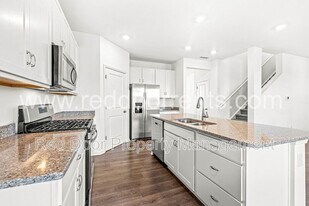 5778 Aleppo Ln in Greenwood, IN - Building Photo