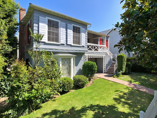 10526 Eastborne Ave, Unit 10528