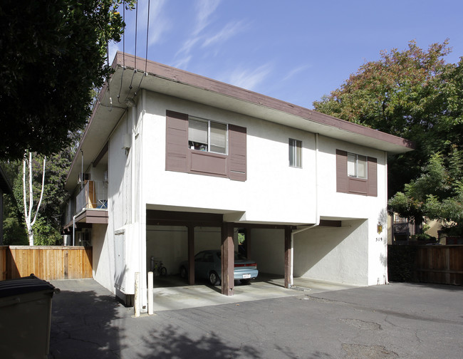 Alta Vista Apartments in Davis, CA - Building Photo - Building Photo