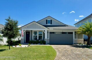 72 Tarbert Ln in St. Augustine, FL - Building Photo