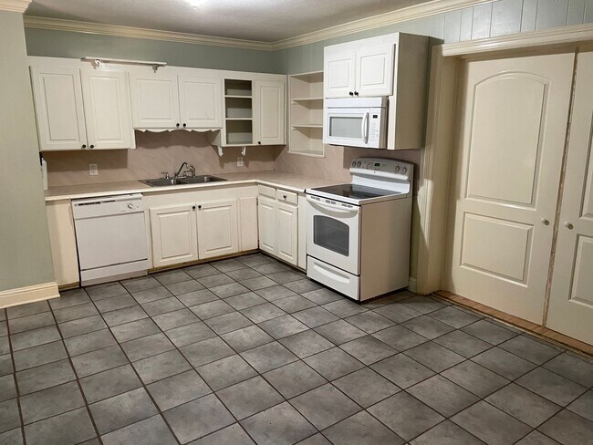 9438 Normandie Dr in Shreveport, LA - Building Photo - Building Photo