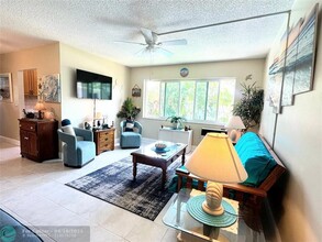 624 Antioch Ave in Fort Lauderdale, FL - Foto de edificio - Building Photo