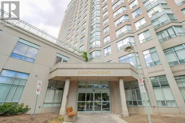 88 Corporate Dr in Toronto, ON - Building Photo - Building Photo