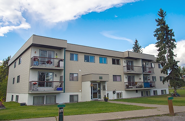 Paradise Park Apartments in Prince George, BC - Building Photo