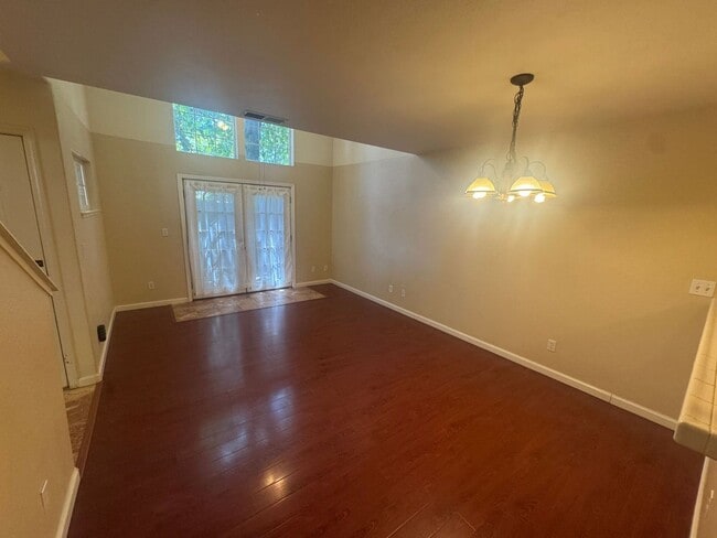 2083 5th St in Davis, CA - Building Photo - Building Photo