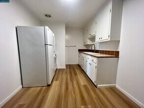 2134 McGee Ave in Berkeley, CA - Building Photo - Building Photo