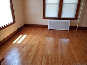 178 Spring St in Meriden, CT - Building Photo - Building Photo