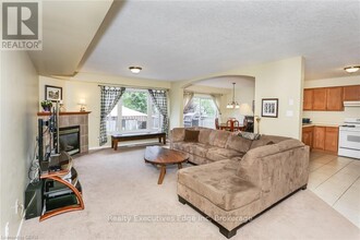 59 Marsh Crescent in Guelph, ON - Building Photo - Building Photo